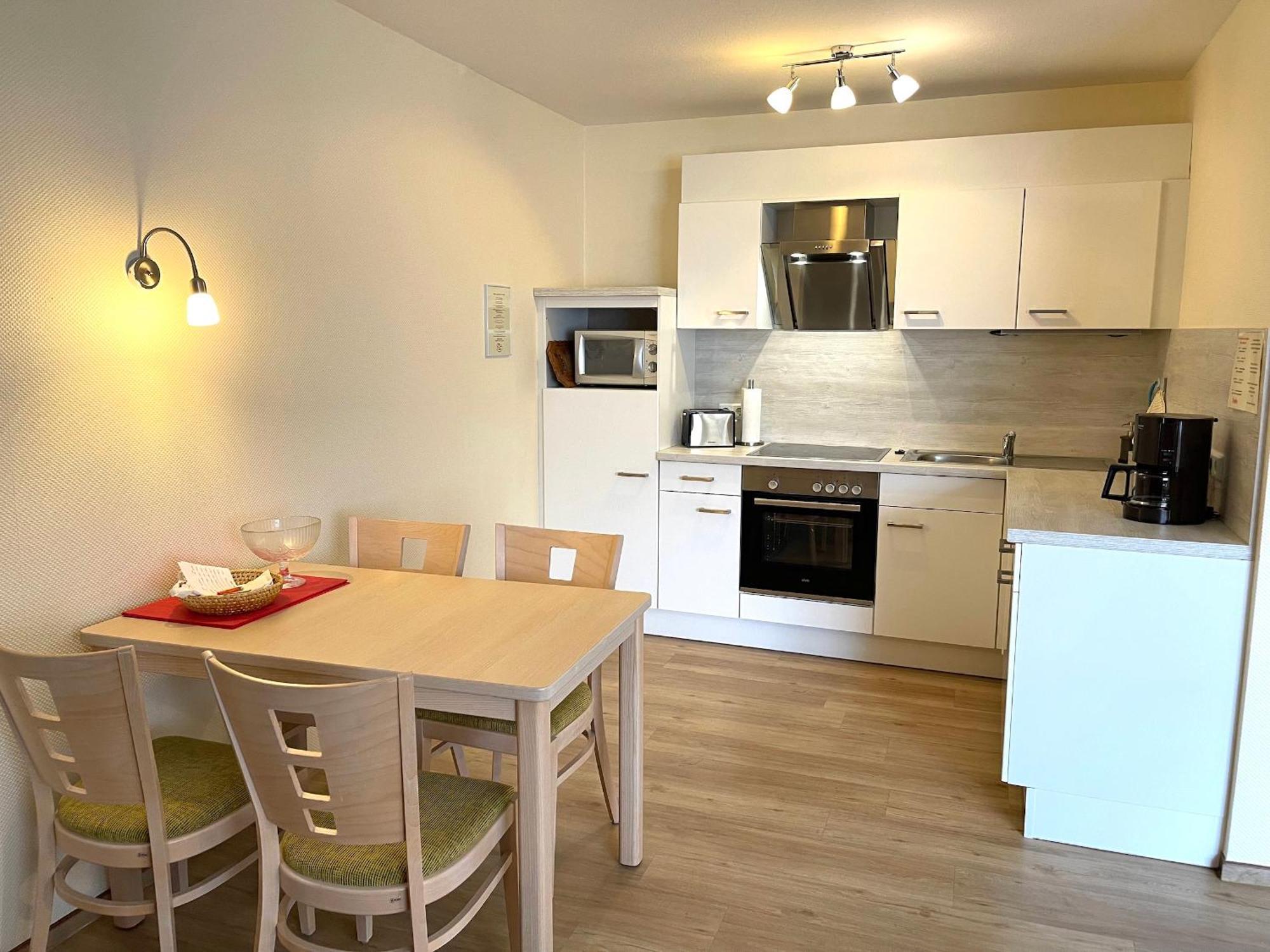 Gasthof-Ferienwohnung Zur Zweere Willingen  Buitenkant foto